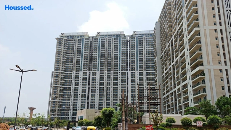 Project Image of 4 BHK Flat for Resale in DLF Park Place, Sector 54 - Image 111259