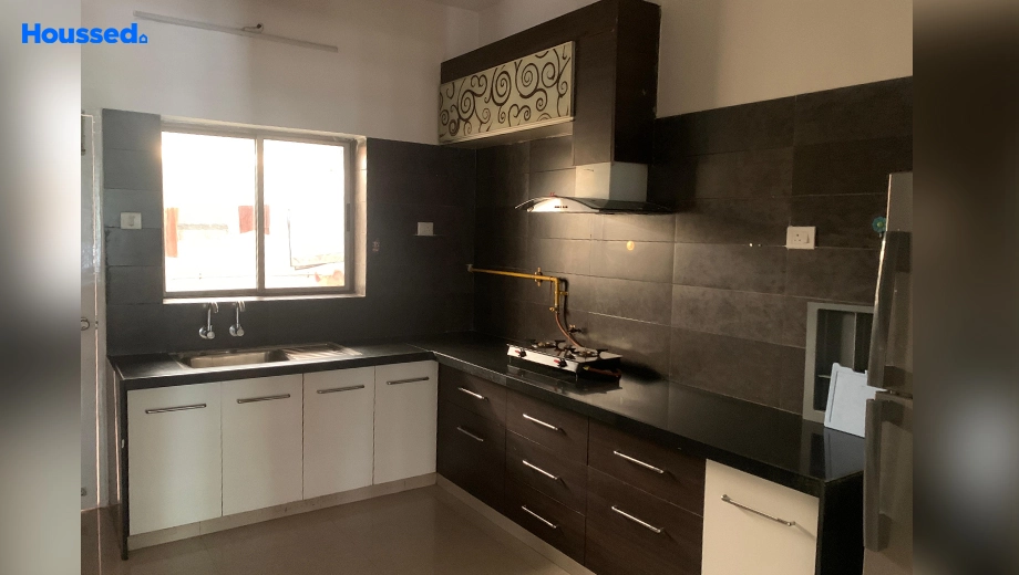 Project Image of 4 BHK Flat for Resale in Gokuldham - Image 111646