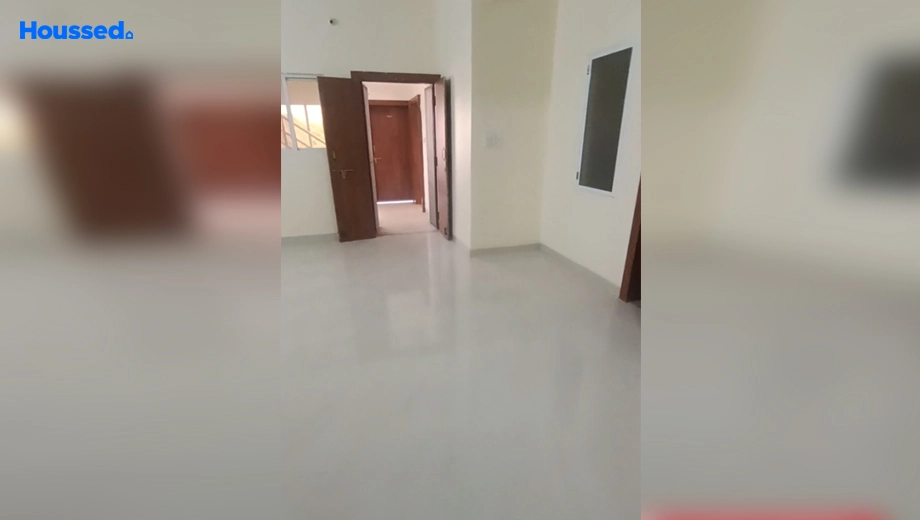 Project Image of 8 BHK Semi-Furnished Triplex for Rent in Salaiya - Image 111743