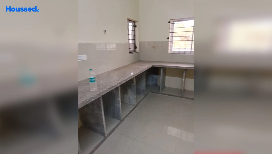 Project Image of 8 BHK Semi-Furnished Triplex for Rent in Salaiya - Image 111744