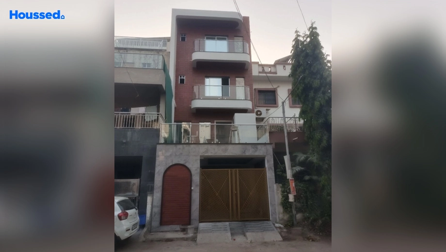 Project Image of 4 BHK House/Villa for Resale in Adajan - Image 111805