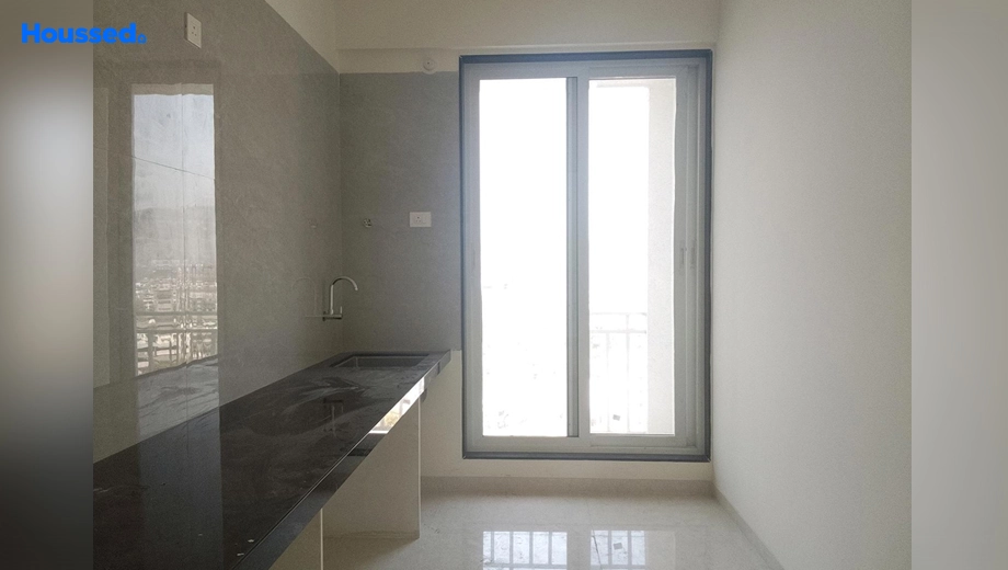 Project Image of 2 BHK Flat for Resale in Malhar 24 East, Sanpada - Image 112539