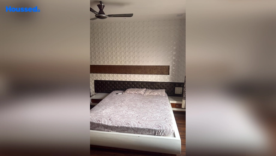 Project Image of 4 BHK Flat for Resale in Happy Green Victory, Vesu - Image 112571