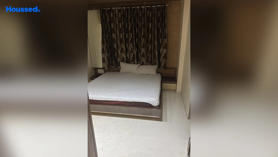 Project Image of 4 BHK Flat for Resale in Happy Green Victory, Vesu - Image 112575