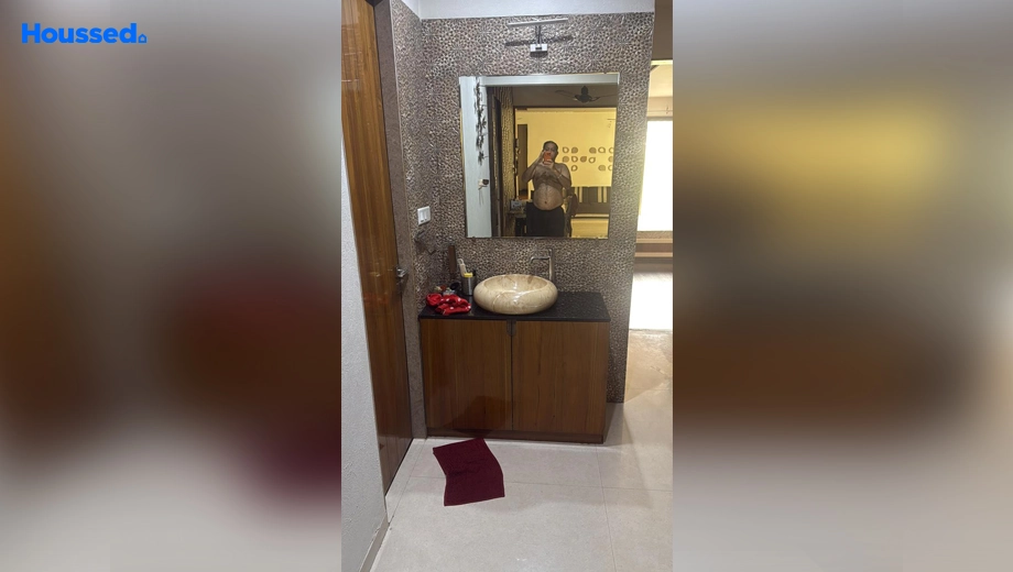 Project Image of 4 BHK Flat for Resale in Happy Green Victory, Vesu - Image 112583
