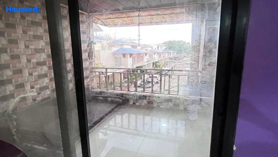 Project Image of 3 BHK Semi-Furnished Flat for Rent in Manjalpur - Image 113021