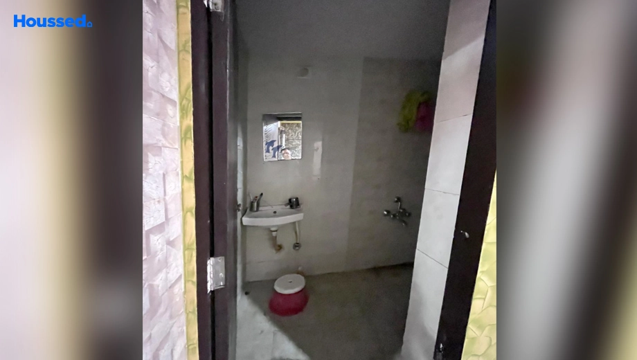 Project Image of 3 BHK Semi-Furnished Flat for Rent in Manjalpur - Image 113017