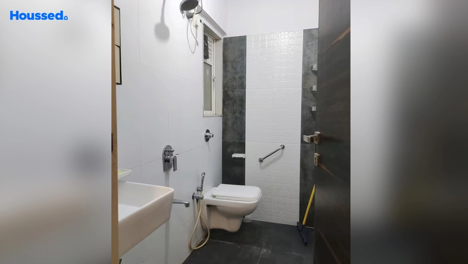 Project Image of 1 BHK Flat for Resale in Gurukrupa Marina Enclave, Malad West - Image 113173