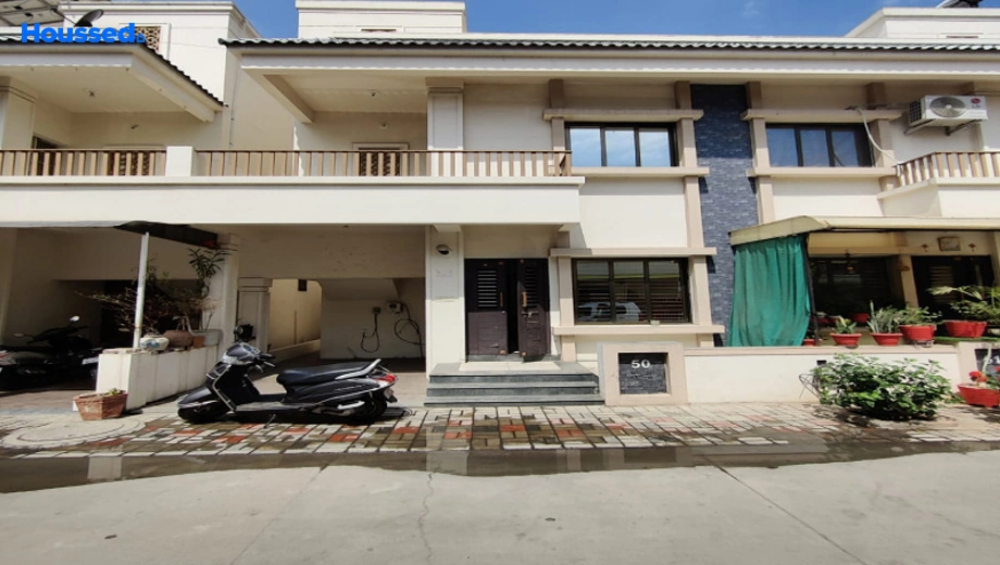 Amenities of 3 BHK House/Villa for Resale in Makarpura - Image 113589