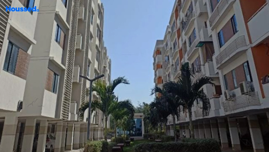Sample Apartment of 3 BHK Flat for Resale in Kalali - Image 113705