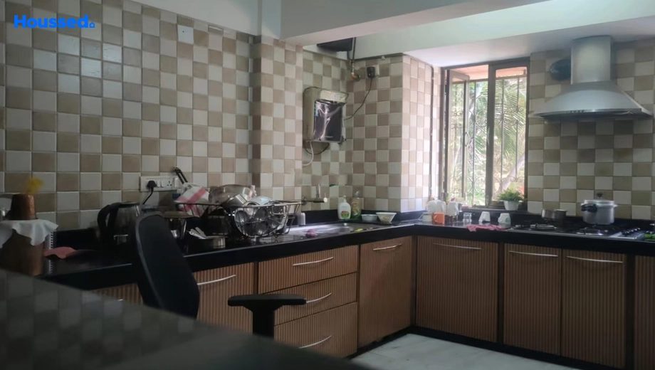 Project Image of 3 BHK Semi-Furnished Flat for Rent in Powai - Image 113793
