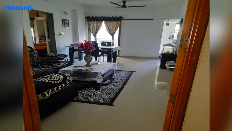 Sample Apartment of 2 BHK Flat for Resale in Maneja - Image 113831