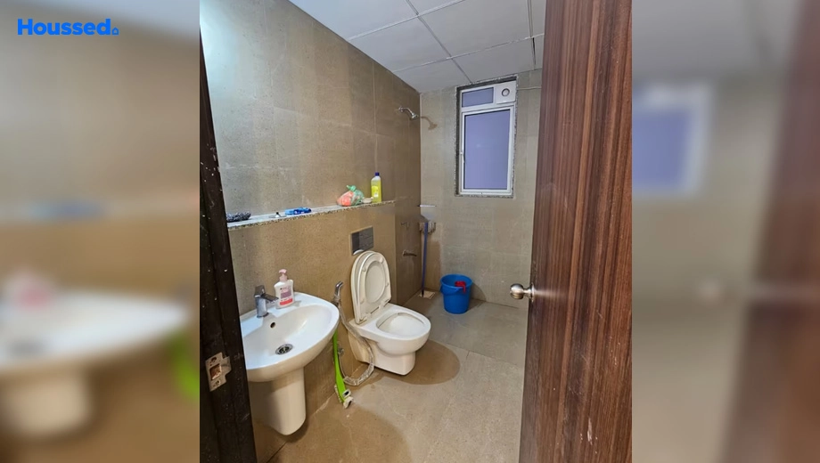 Project Image of 3 BHK Semi-Furnished Flat for Rent in Runwal Forests, Kanjurmarg West - Image 113836
