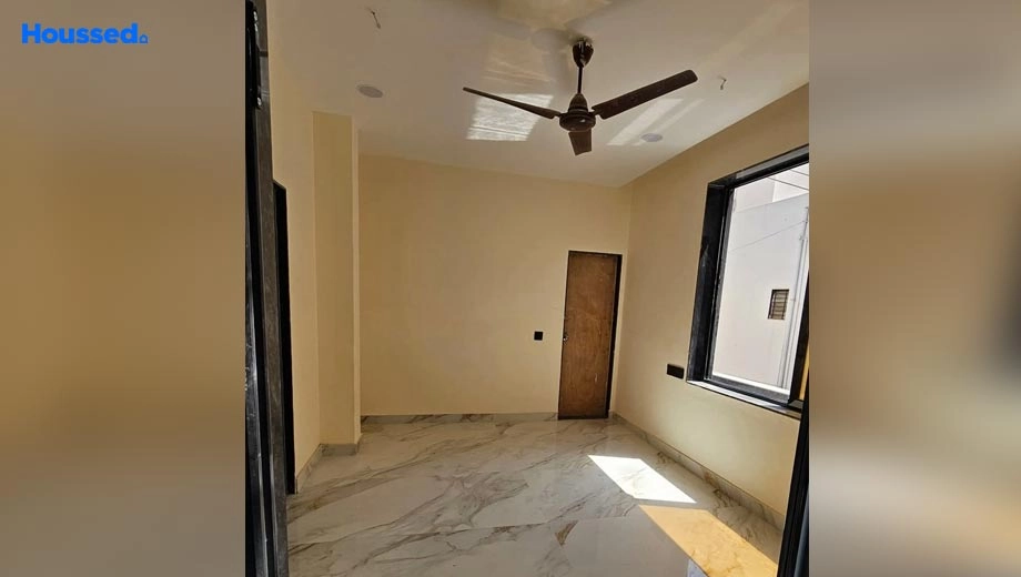 Project Image of 3 BHK House/Villa for Resale in Vesu - Image 114115