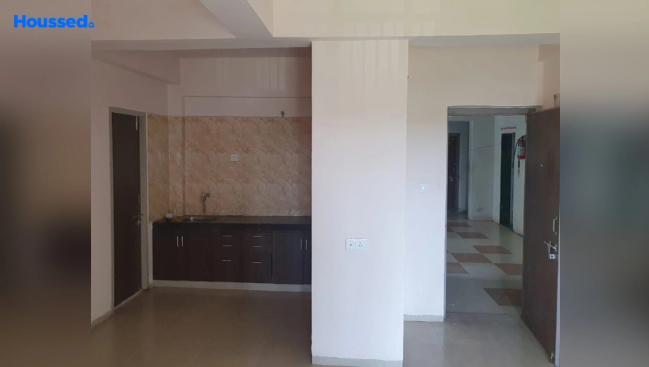 Sample Apartment of 2 BHK Flat for Resale in Manjalpur - Image 114109