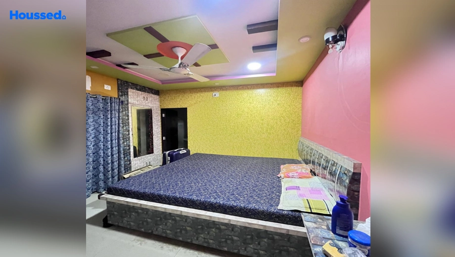 Sample Apartment of 3 BHK Flat for Resale in Manjalpur - Image 114189