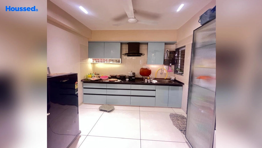 Sample Apartment of 3 BHK Flat for Resale in Tarsali - Image 114256