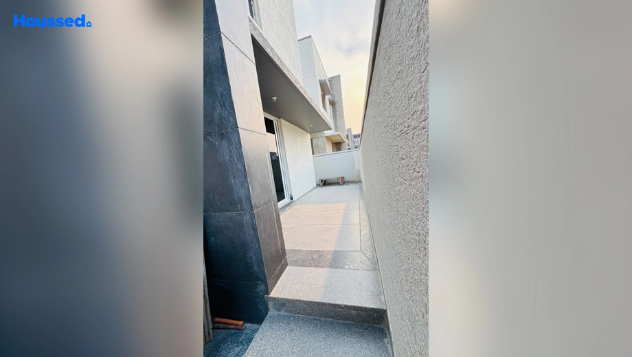 Project Image of 4 BHK House/Villa for Resale in Rajapushpa Serene Dale, Tellapur - Image 117322