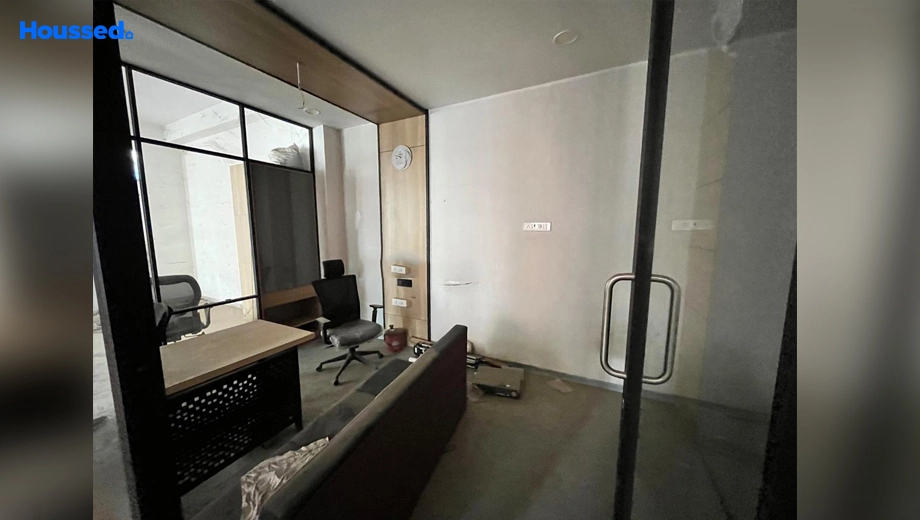 Project Image of Warehouse for Resale in Gorwa - Image 117403
