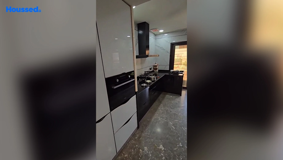 Project Image of 6 BHK Semi-Furnished Penthouse for Rent in City Light - Image 117436