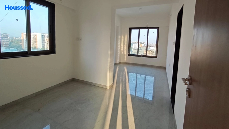 Project Image of 4 BHK Flat for Resale in Vile Parle East - Image 118110