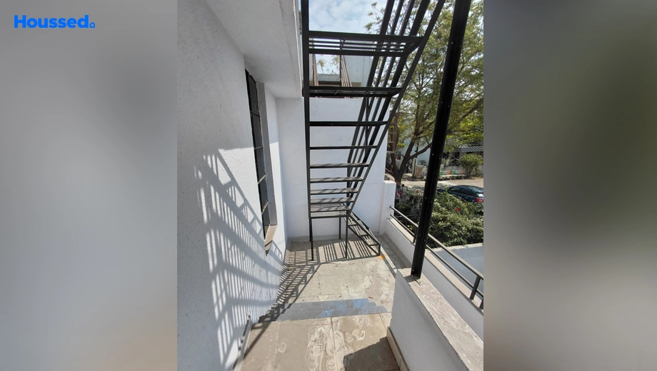 Amenities of 3 BHK Semi-Furnished House/Villa for Rent in Ghogali - Image 118252