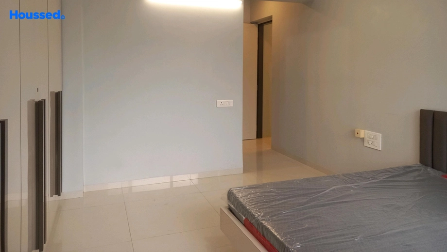 Project Image of 3 BHK Flat for Resale in Luxora Crystal Spires, Thane West - Image 118712