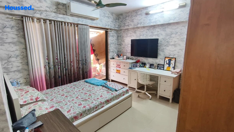 Project Image of 2 BHK Flat for Resale in Andheri West - Image 125411