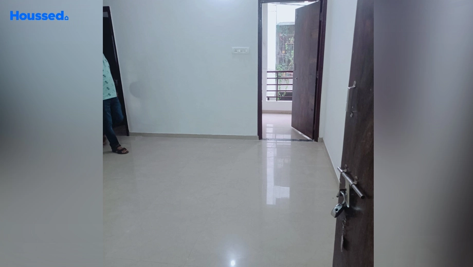 Project Image of 2 BHK Flat for Resale in Ajwa Road - Image 121804