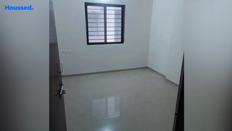 Project Image of 2 BHK Flat for Resale in Ajwa Road - Image 121803