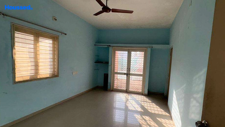 Project Image of 3 BHK Semi-Furnished Duplex for Rent in Manjalpur - Image 120056