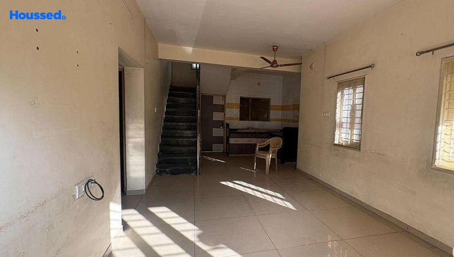 Project Image of 3 BHK Semi-Furnished Duplex for Rent in Manjalpur - Image 120058