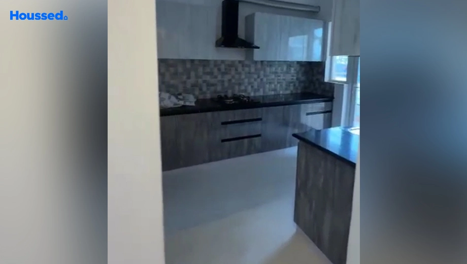 Project Image of 3.5 BHK Flat for Resale in Assotech Blith, Sector 99 - Image 121230