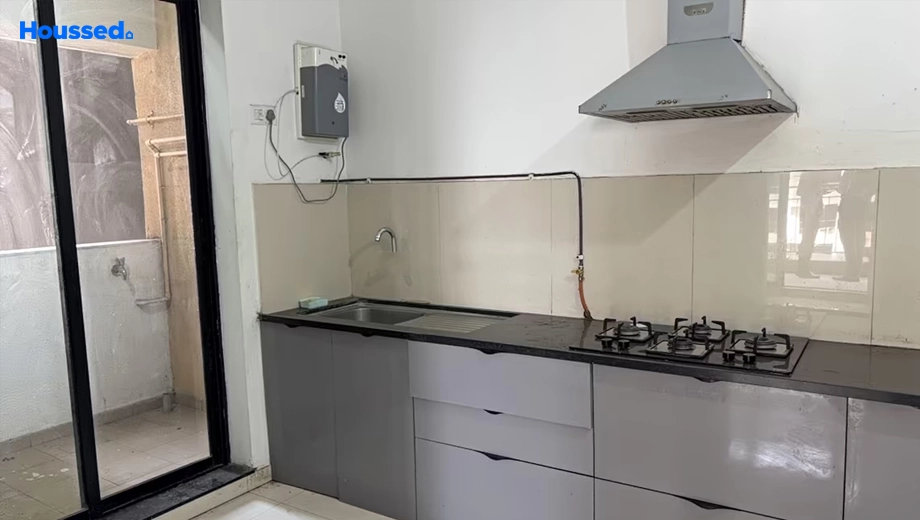 Project Image of 2 BHK Flat for Resale in Kingsbury - Pride World City, Charholi - Image 121448