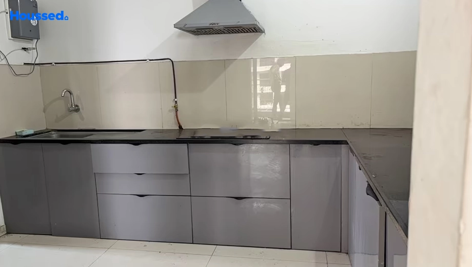 Project Image of 3 BHK Flat for Resale in Kingsbury - Pride World City, Charholi - Image 127419