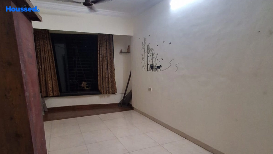 Amenities of 2 BHK Semi-Furnished Flat for Rent in Sanpada - Image 122862