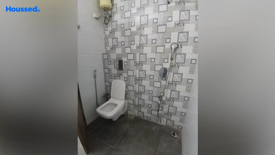 Amenities of 2 BHK Semi-Furnished Flat for Rent in Sanpada - Image 123071