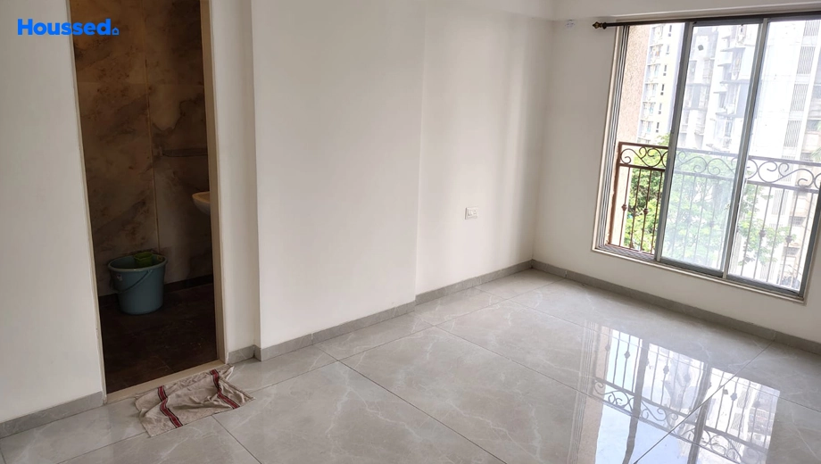 Project Image of 2 BHK Flat for Resale in Mahaveer Solitaire Aawas, Chembur West - Image 123894
