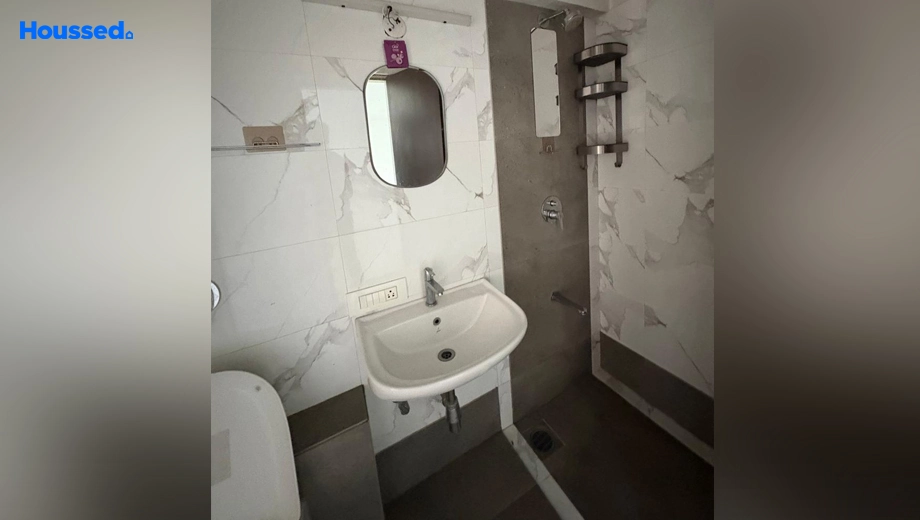 Amenities of 2 BHK Flat for Resale in Aayush Aura, Chembur East - Image 123971