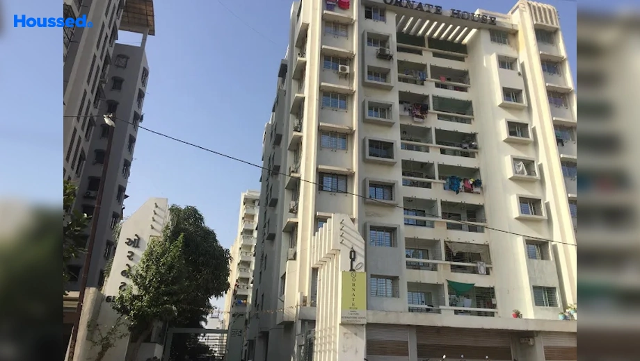 Project Image of 3 BHK Semi-Furnished Flat for Rent in Althan - Image 124235