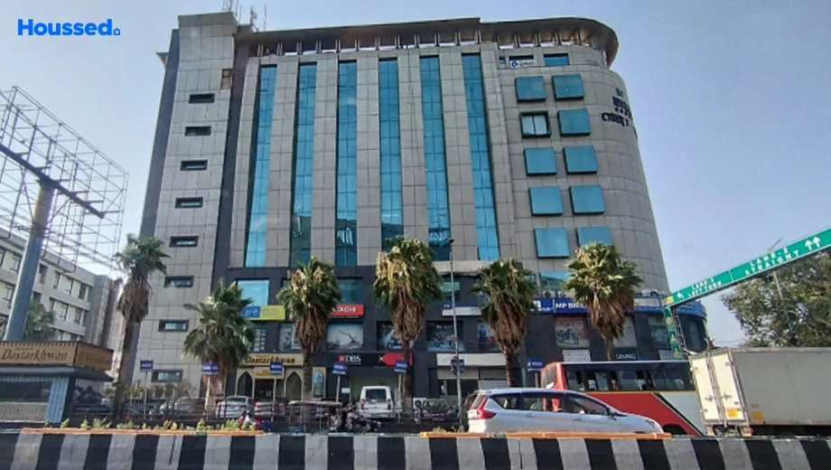 Project Image of Commercial Space for Rent in Vibhuti Khand - Image 124887