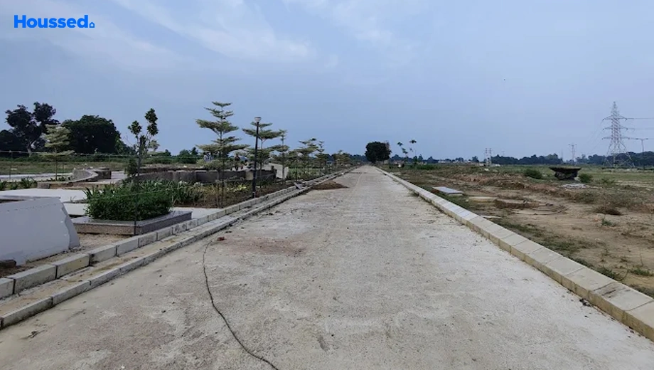 Project Image of Housing Plot/Residential Land for Resale in Plot Pintail Park City, Sultanpur Road - Image 125184