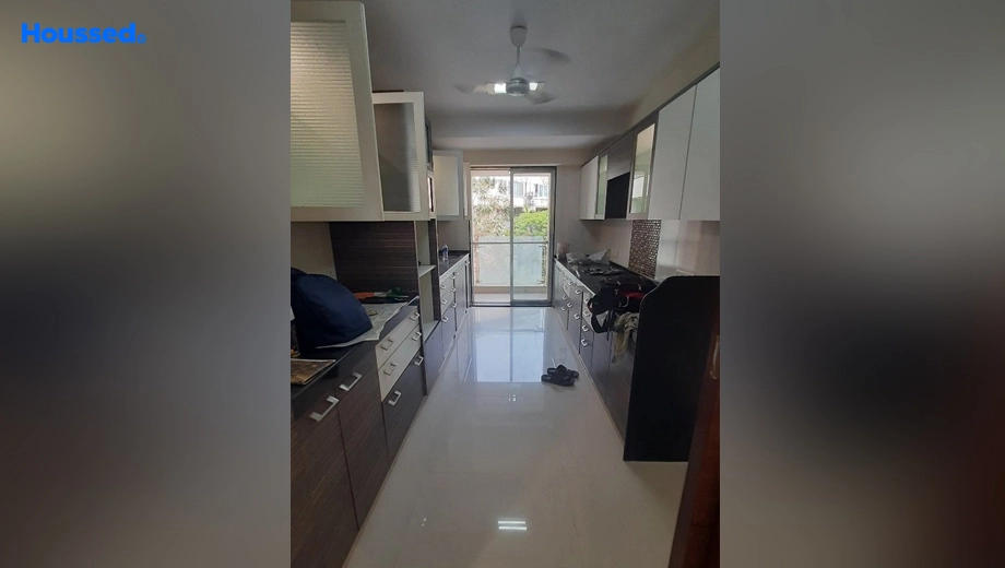 Project Image of 4 BHK Un-Furnished Flat for Rent in Juhu - Image 125847