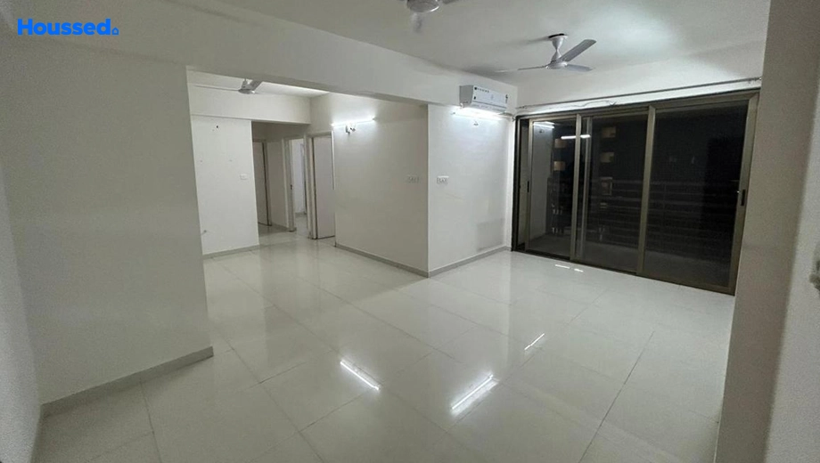 Project Image of 2 BHK Semi-Furnished Flat for Rent in Makarba - Image 125865