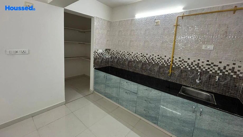 Project Image of 2 BHK Semi-Furnished Flat for Rent in Makarba - Image 125859
