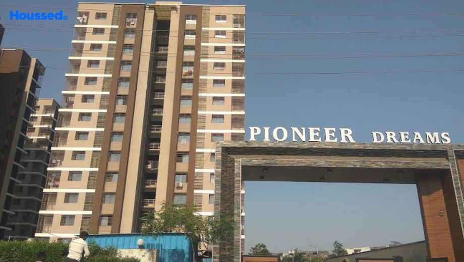 Project Image of 2 BHK Flat for Resale in Pioneer Dreams, Althan - Image 125892
