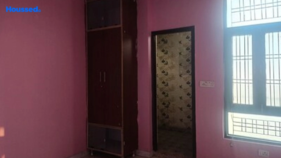 Project Image of 3 BHK Flat for Resale in Sector 105 - Image 127245
