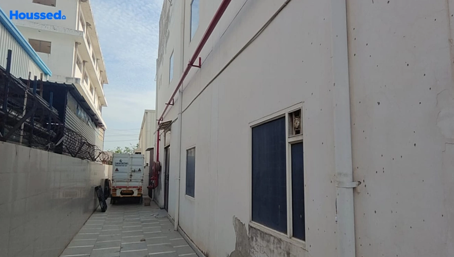 Project Image of Commercial Space for Resale in Sector 80 - Image 127444