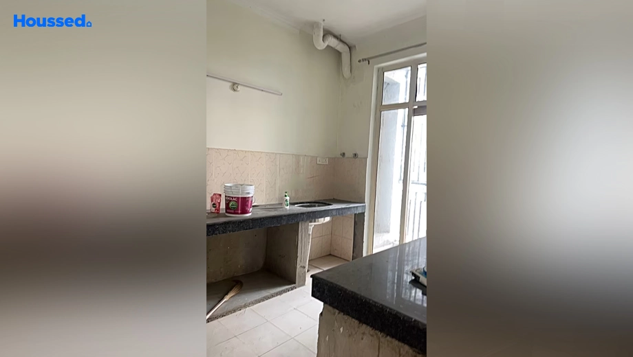 Project Image of 2 BHK Flat for Resale in Amar Shaheed Path - Image 127607