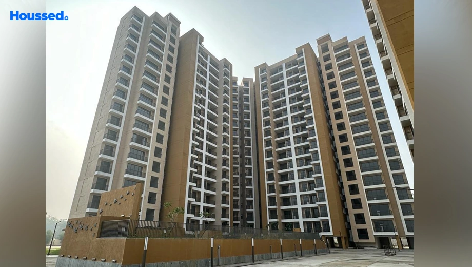 Project Image of 2 BHK Flat for Resale in Kiara Residency, Sushant Golf City - Image 127619